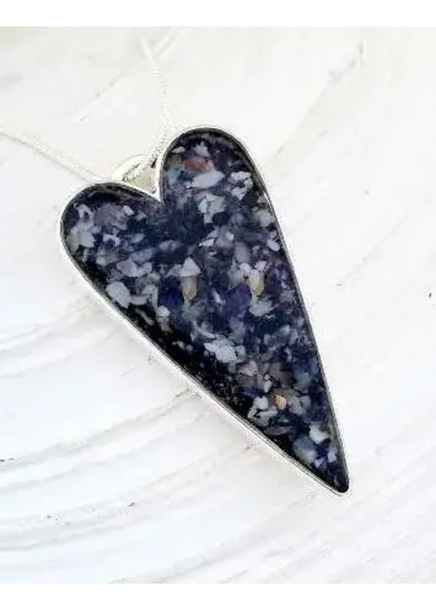 Elongated Heart Pendant 18" Pendant w/ Chain