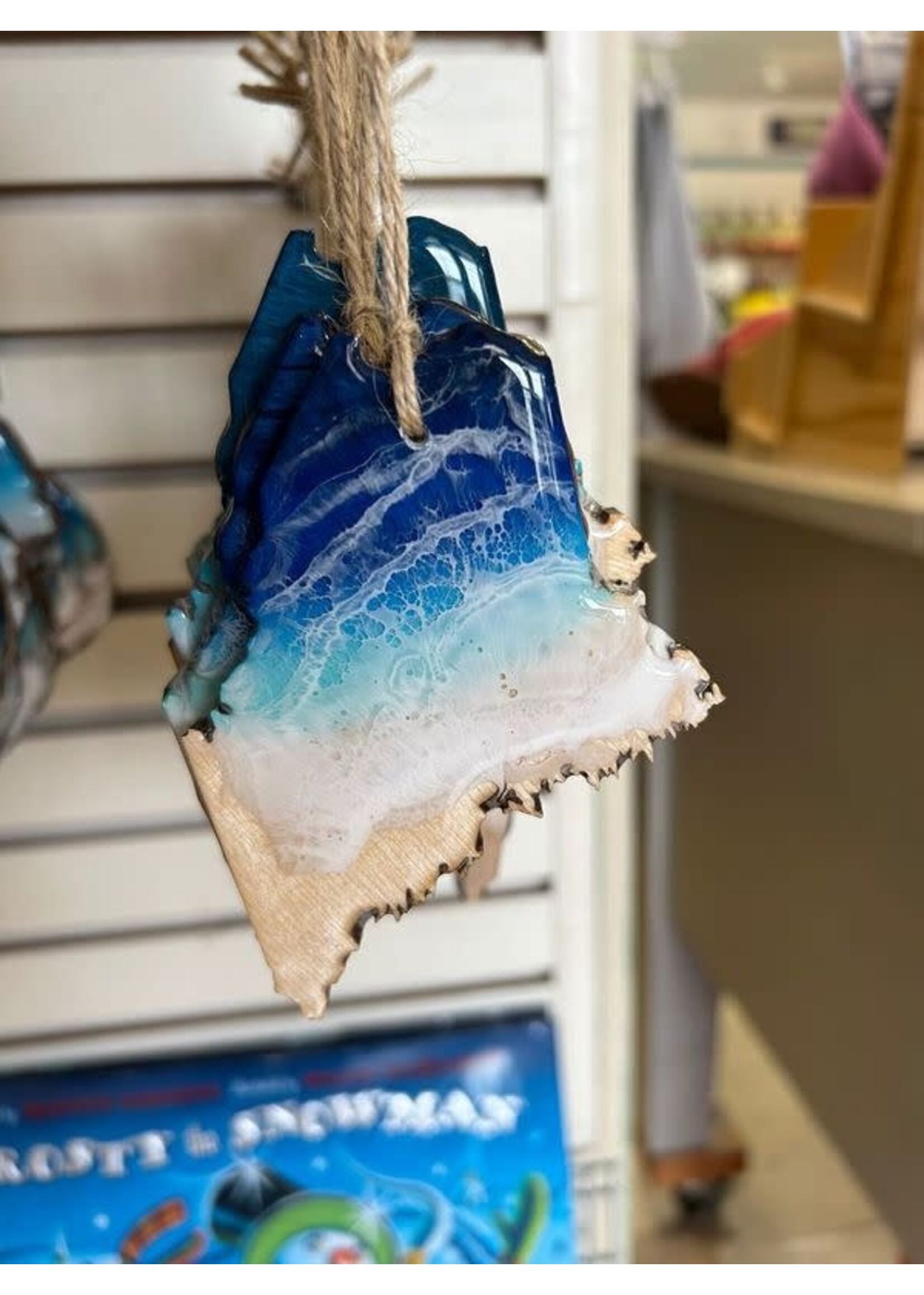 Fala & Co Maine Ornament (mixed colors)