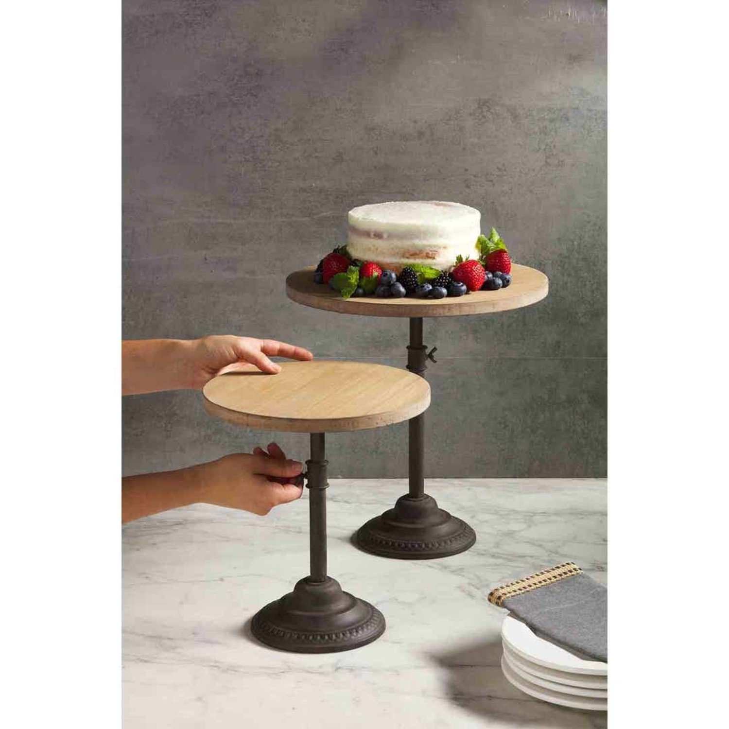 Good Things Cake Plate Set – Lasting Impressions