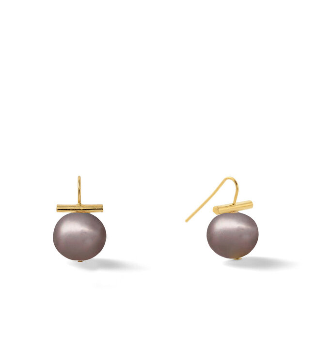 Medium Pebble Pearl Ear Wire