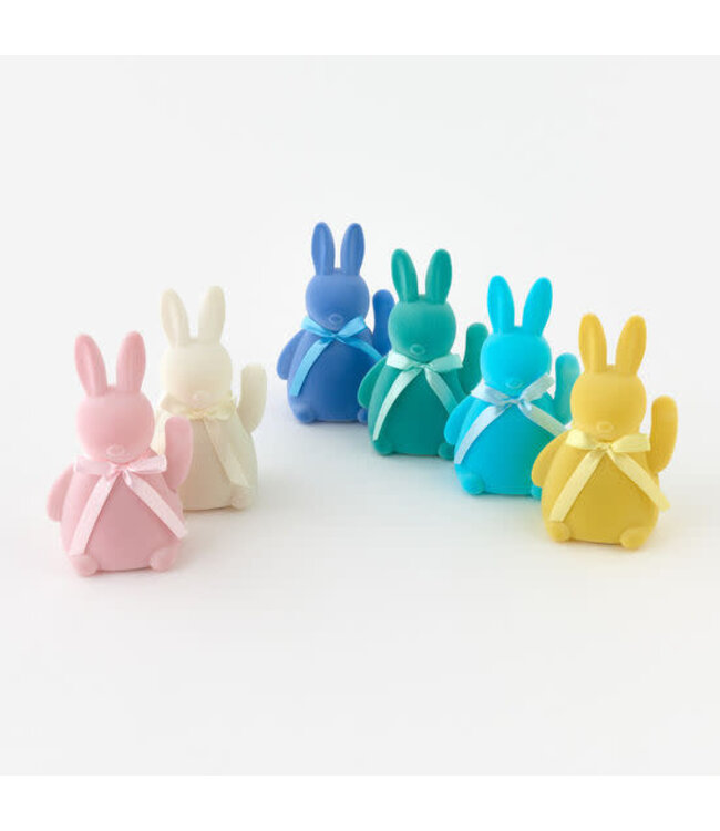 7 "Howdy Hop Hop Waving Bunny