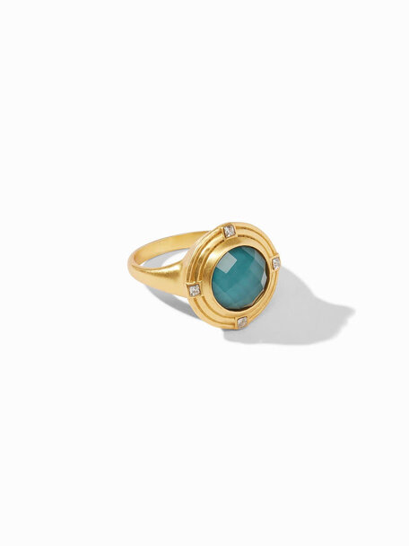 https://cdn.shoplightspeed.com/shops/606996/files/60085085/456x608x1/julie-vos-astor-ring-gold-iridescent-peacock-blue.jpg