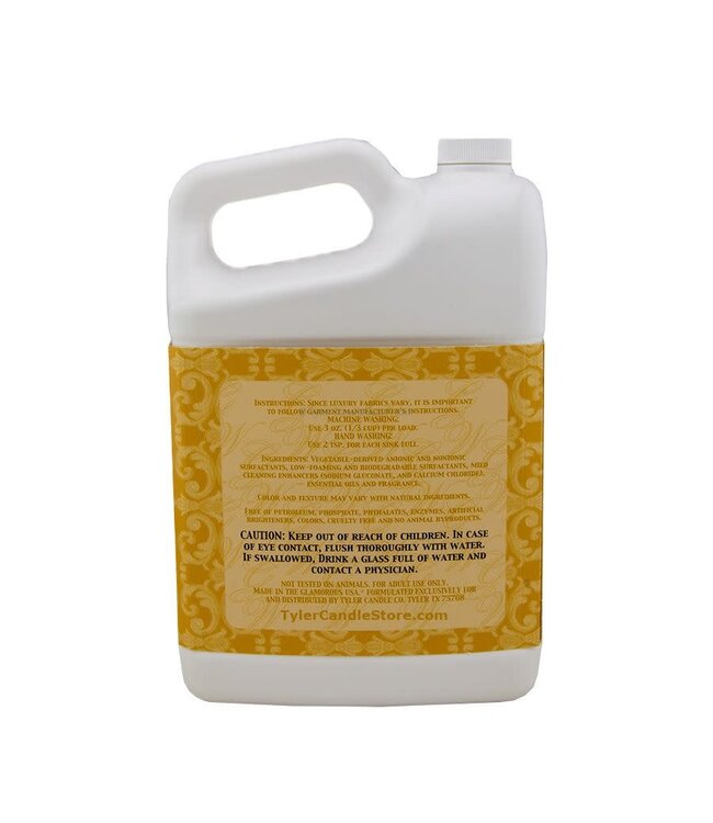 TYLER CANDLES 3.78L Glamorous Wash