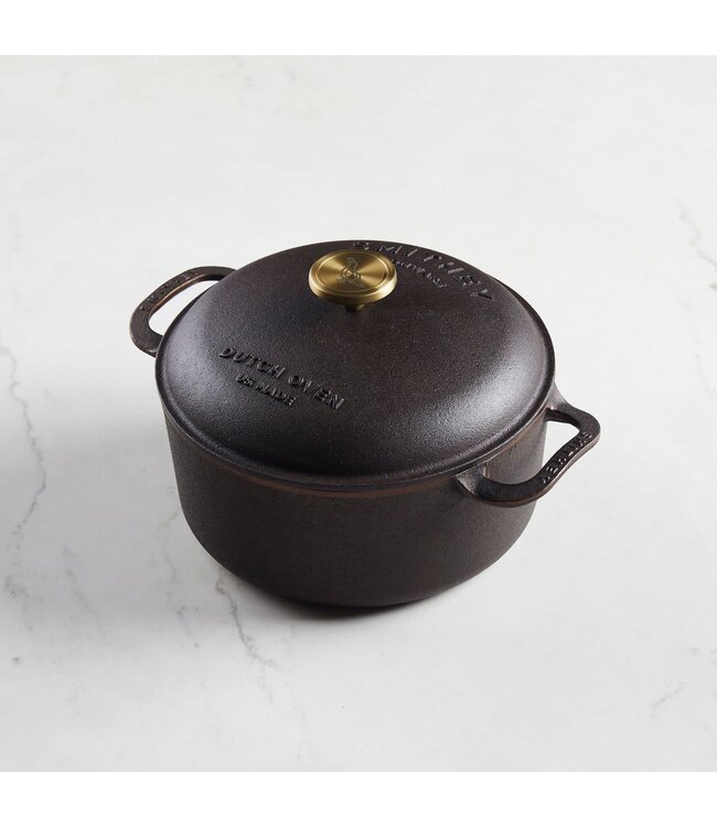 SMITHEY IRONWARE 5.5 Qt Dutch Oven