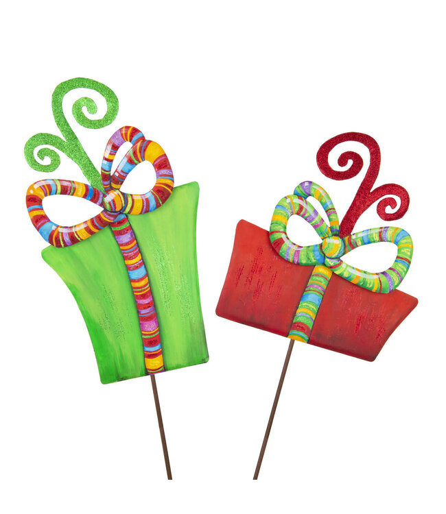 THE ROUND TOP COLLECTION Merry & Bright Gift Boxes Amber Marie and