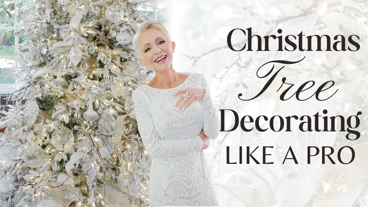 CHRISTMAS TREE DECORATING OCTOBER 27