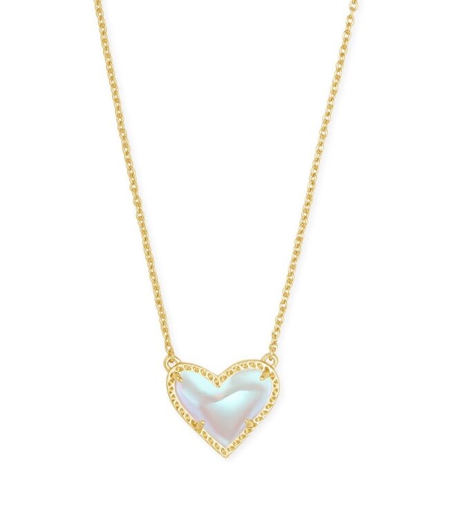 KENDRA SCOTT Ari Heart Short Pendant Necklace