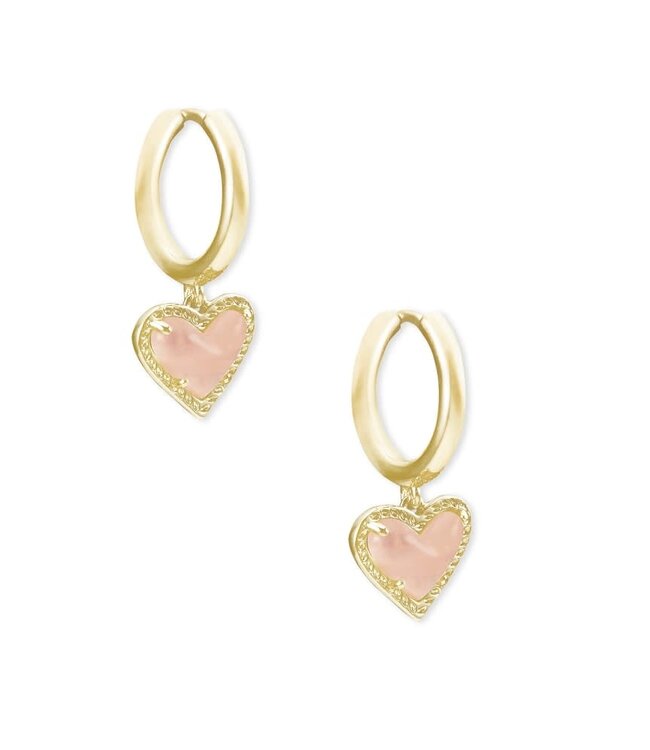 KENDRA SCOTT Ari Heart Huggie Earrings