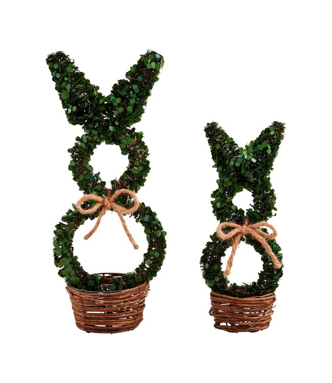 Boxwood Bunny Sitters