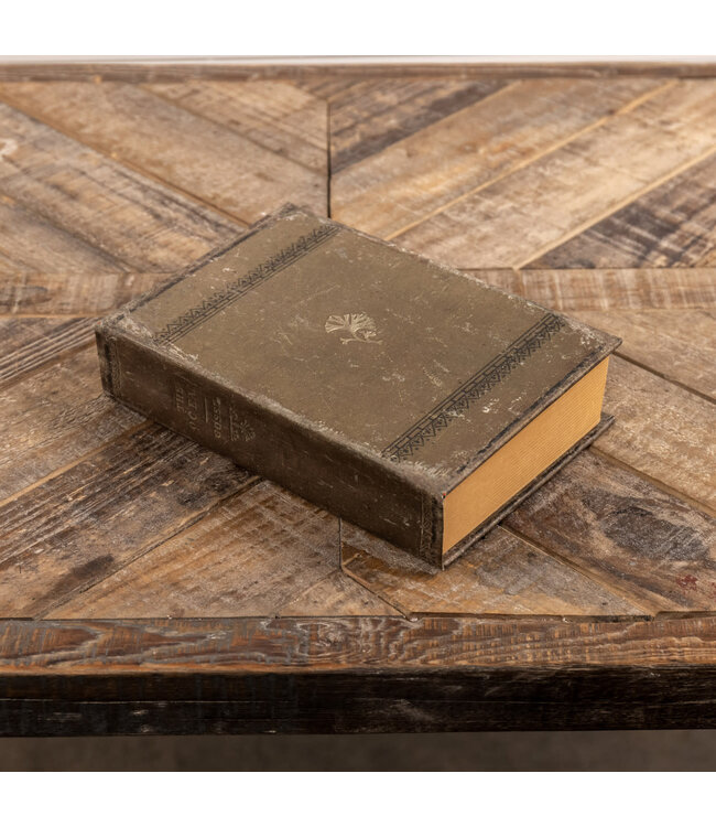 8.5" The Ocean Journal