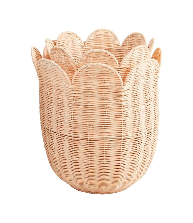 Scallop Wicker Basket