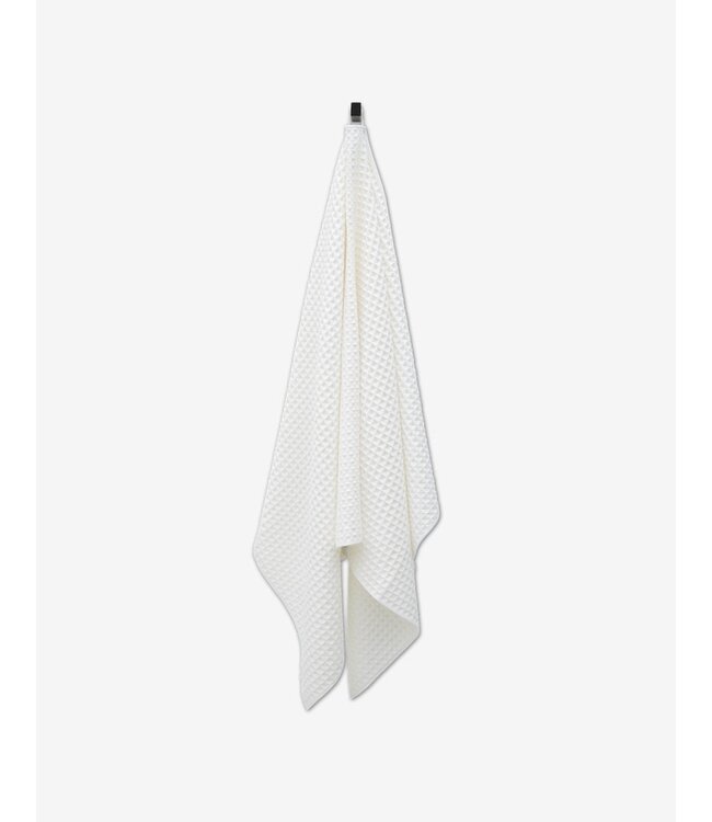GEOMETRY Waffle Bath Towel