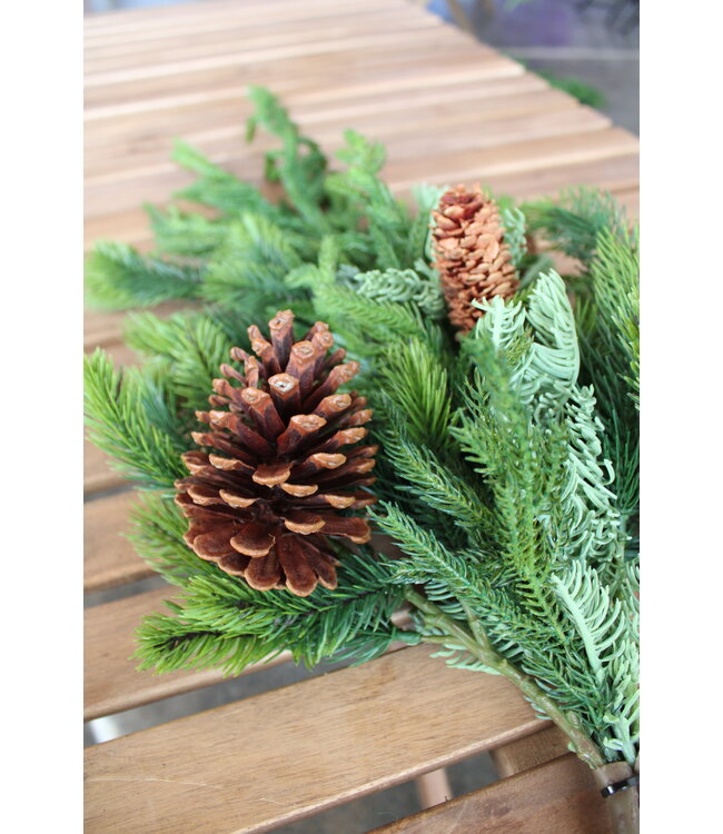 27” Real Touch Norfolk/Spruce/Juniper Teadrop