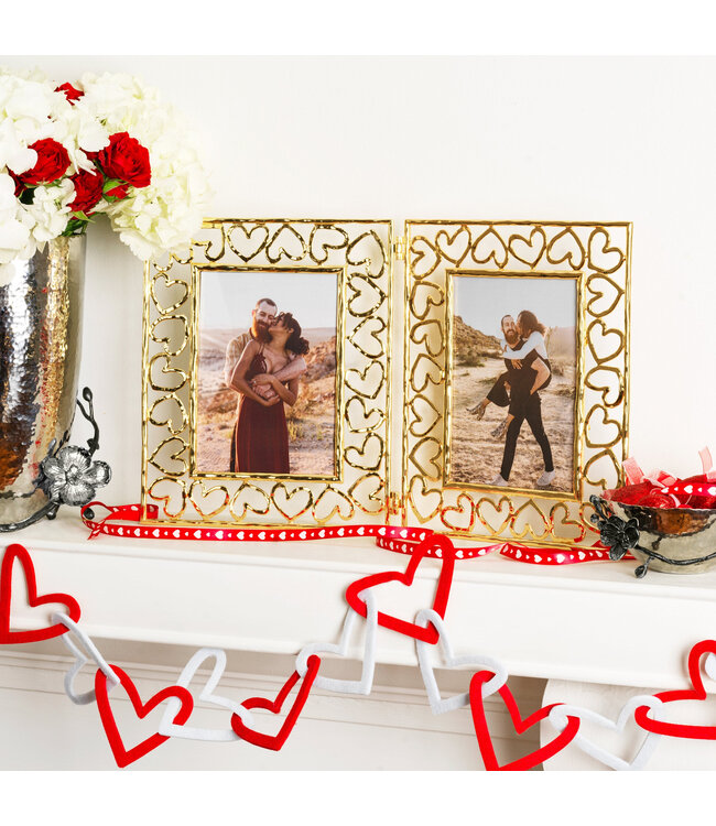 MICHAEL ARAM Heart Hinged Frame 5x7 - Gold