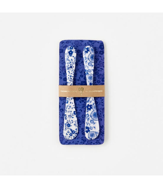 Blue & White Spreader