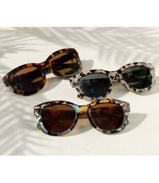 PEEPERS READING GLASSES Center Stage Bifocal Sun