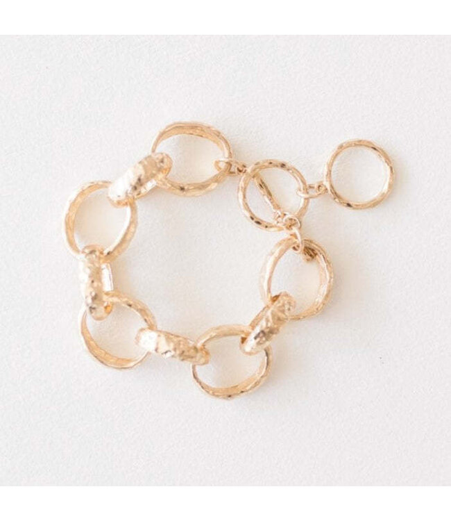 LESLIE CURTIS JEWELRY DESIGNS Georgann Hammered Gold Chunky Bracelet 7"