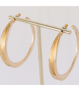 LESLIE CURTIS JEWELRY DESIGNS Layla Brushed Hoop 2"