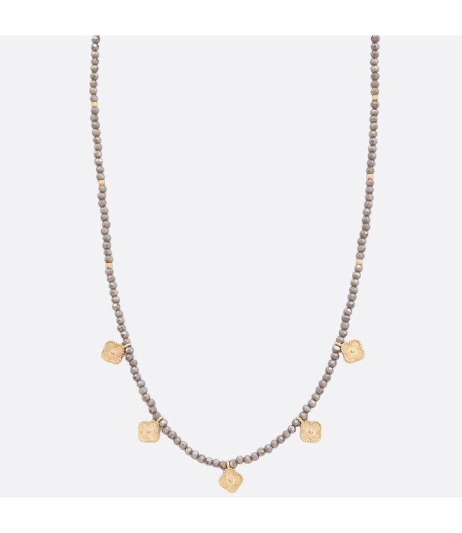 Dainty Clover Charm Beaded Necklace - Gold Gray
