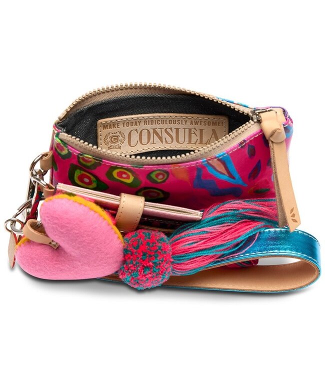 CONSUELA Combi, Ceci