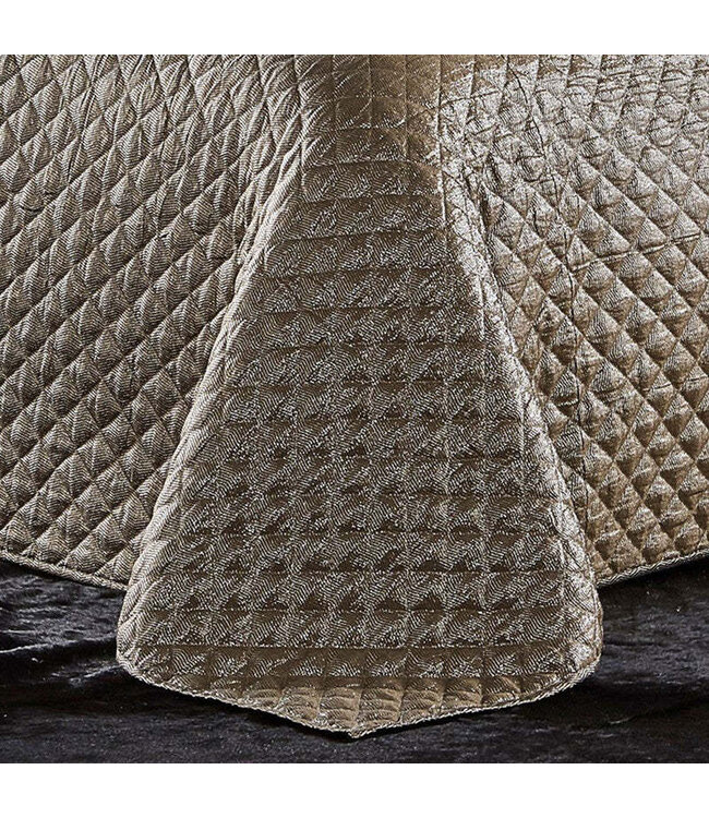 Aura Gold Quilt - King Set