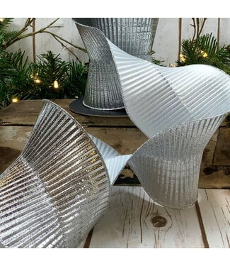 5" x 10yds Fluted Lame, Silver Ribbon