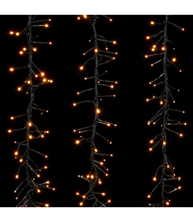 10 inch Dk Green Wire Flowing Cluster w/960 Warm White Lights w/Remote