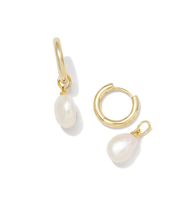 KENDRA SCOTT Willa Pearl Huggie Earrings White Pearl
