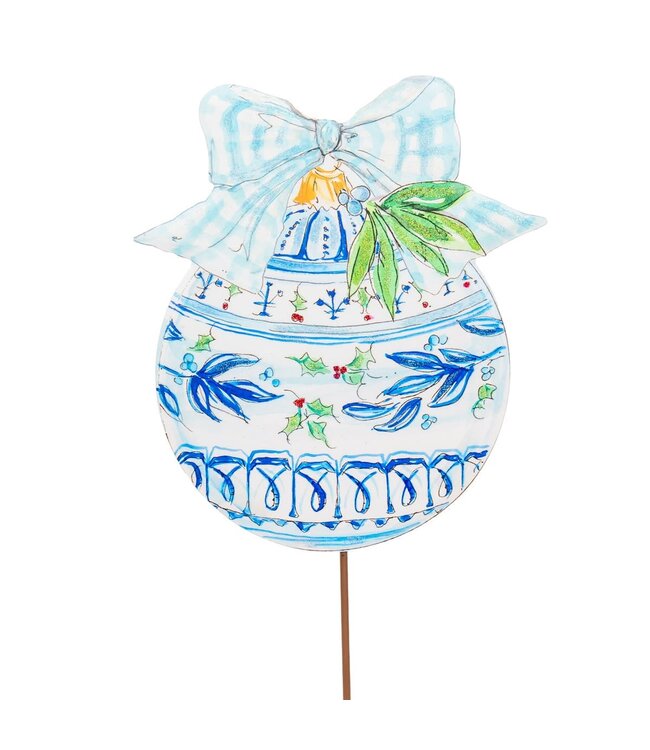 THE ROUND TOP COLLECTION Beck's Winter Wonderland Ball Ornament Stake