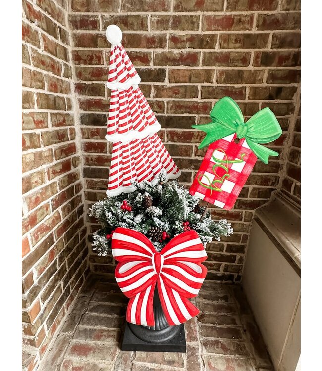 THE ROUND TOP COLLECTION Red and White Bow