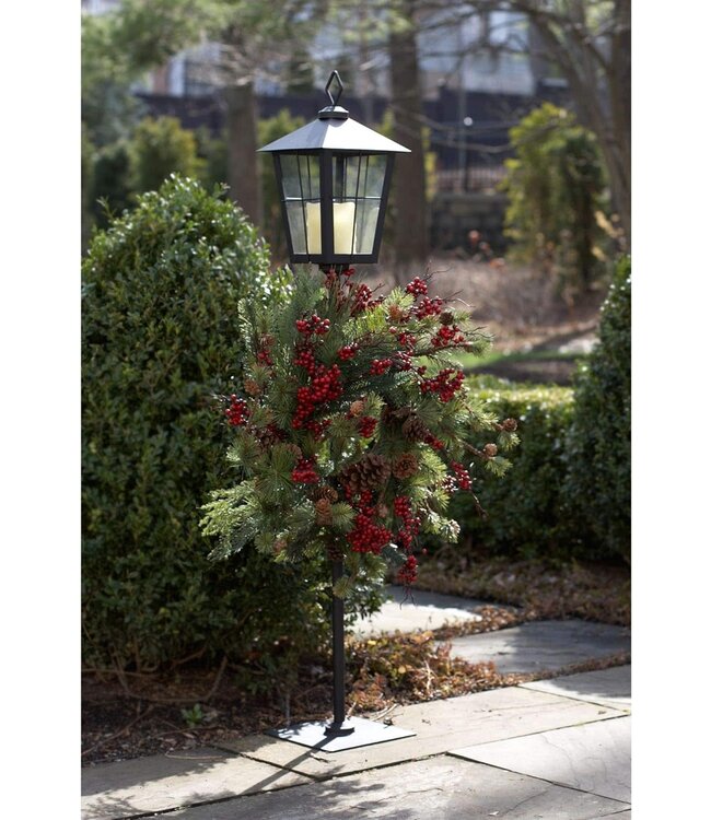 43.25" Lantern Wreath Holder