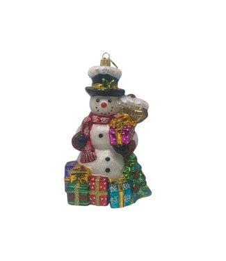 Snowman Needs a Lift