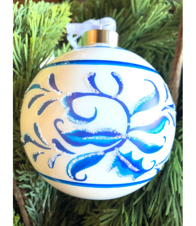 BLUE AND WHITE SCROLL BALL