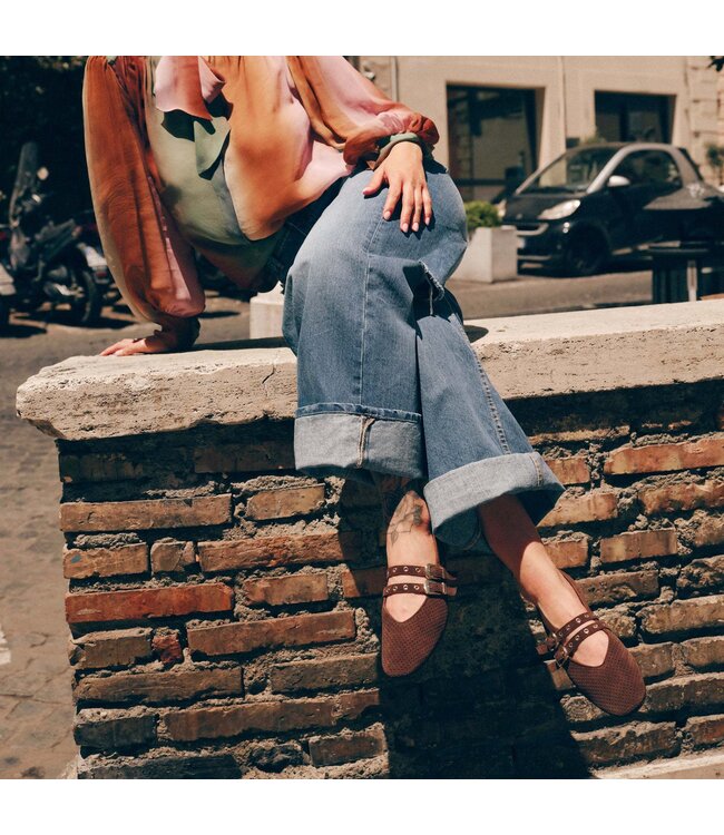 DOLCE VITA Baylee Grommet