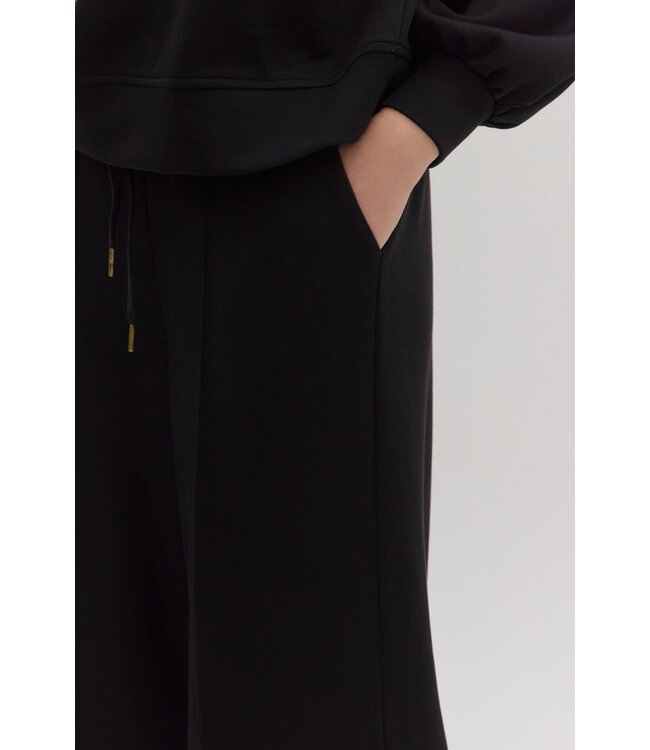 Wendy Solid Wide-Leg Pants