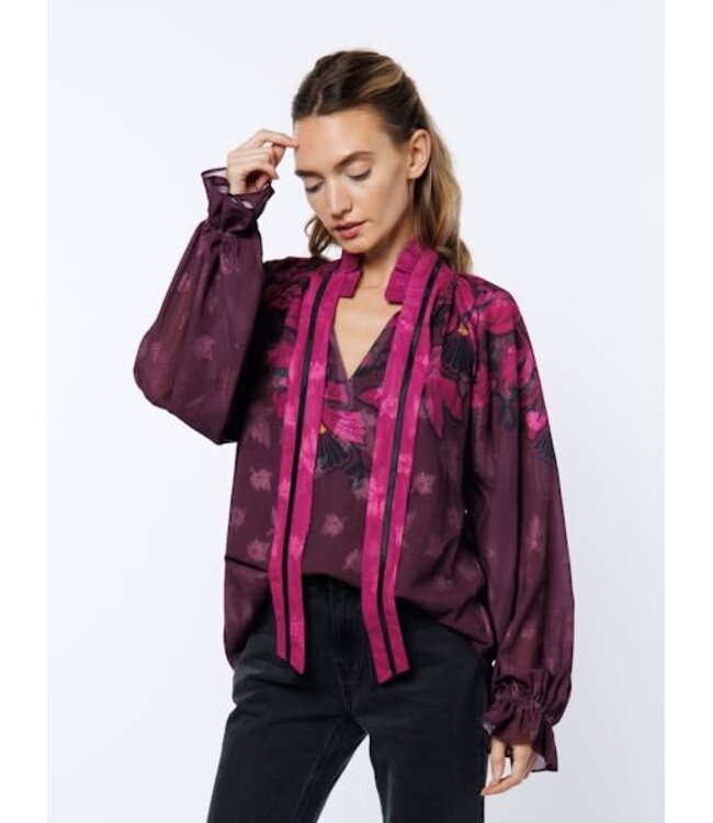 Kimi Floral Engineered Print Blouse