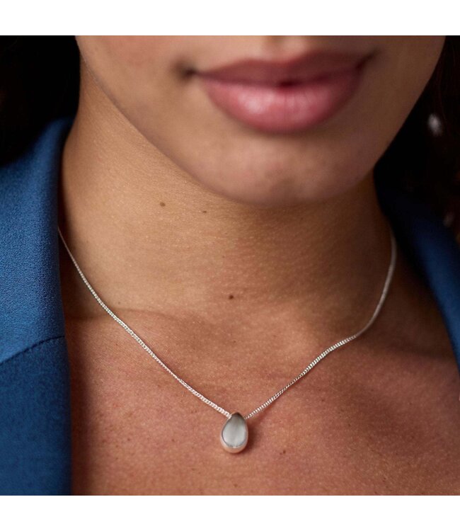 JULIE VOS Wave Delicate Necklace Silver