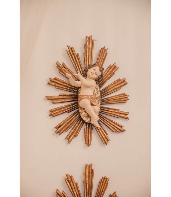 Resin Baby Jesus with Sunburst - Set of 2
