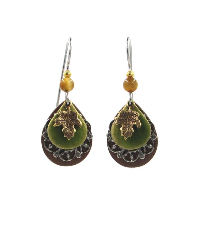 SILVER FOREST Dainy Leaf on Layers