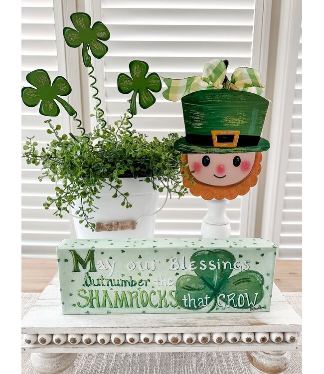THE ROUND TOP COLLECTION Shamrock Trio Stake