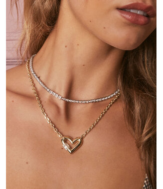 KENDRA SCOTT Emery Heart Short Pendant Necklace