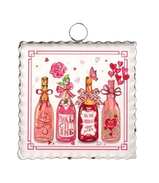 THE ROUND TOP COLLECTION Mini Beck's Love Ina Bottle