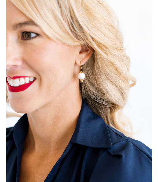 SUSAN SHAW Gold with Small Cotton Pearl Earrings