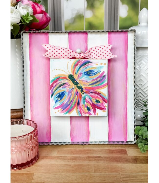 THE ROUND TOP COLLECTION Pink & White Display Board