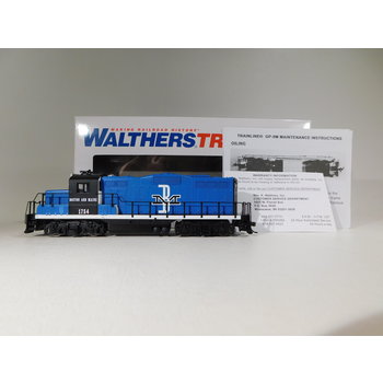 Walthers HO Boston & Maine GP9 Diesel Locomotive #931-451