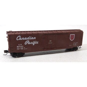 Micro Trains Z  Scale Canadian Pacific 50' Standard boxcar # 13604-2