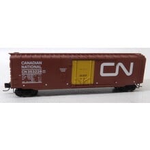 Micro Trains Z Scale Canadian National 50' Standard Plug Door Boxcar # 13624-2