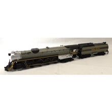 Bachmann HO scale UP #806 4-8-4 Niagara Steam engine & 52' tender
