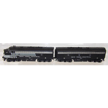 Broadway Limited Broadway Limited NYC #2421 EMD F7A & B w/ sound/DC/DCC 4867/4866