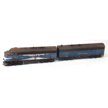 Athearn Athearn Genesis HO B & M #4228 F3A/B Passenger engine custom weathered w/ sound (2017)*
